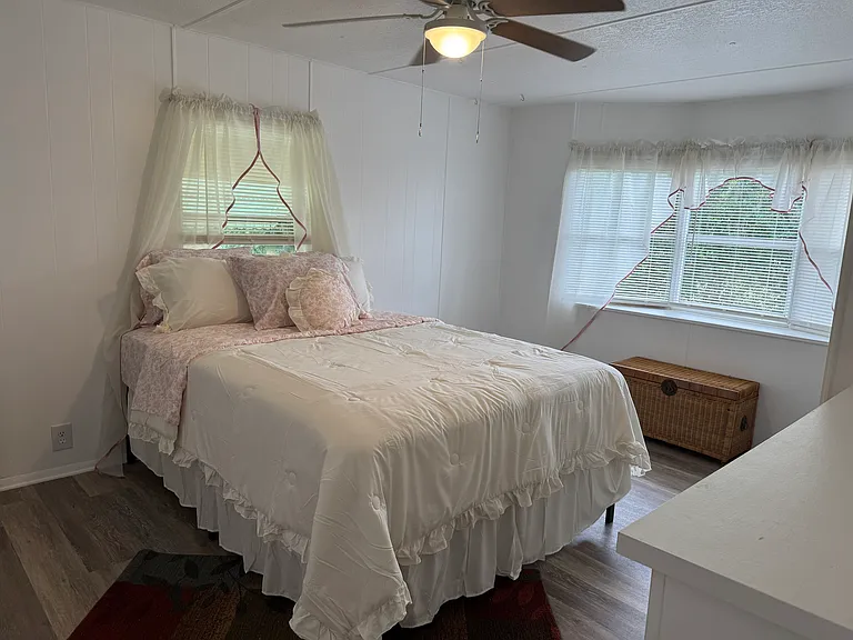 12136 Fairway Ave — Photo 3