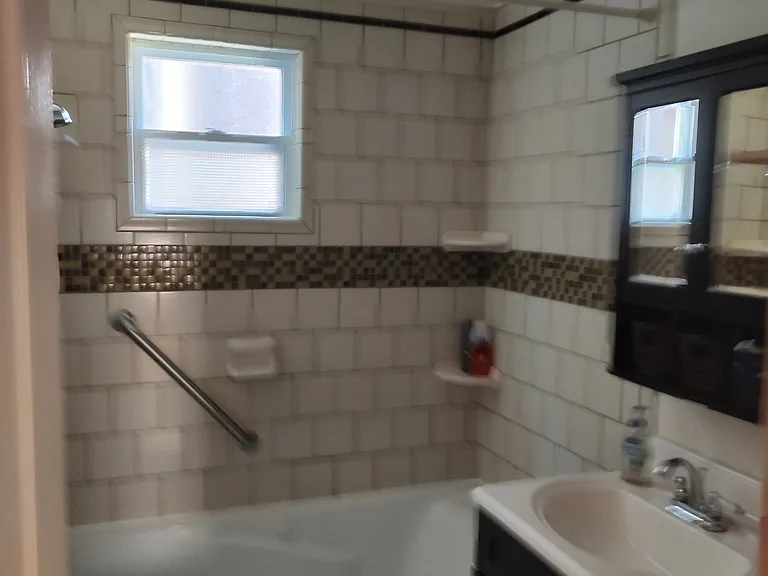 54 Grant St #2 — Photo 3