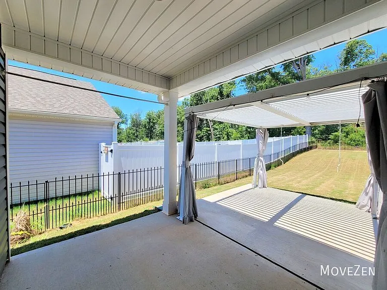 1131 Staghorn Ave — Photo 15