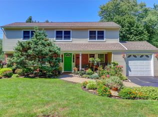 45 Harriet Ln, Huntington, NY 11743