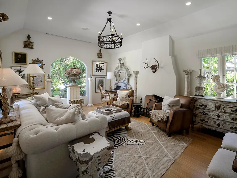 3109 Calle Cedro — Photo 11