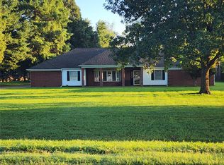 616 W Salcedo Rd, Sikeston, MO 63801