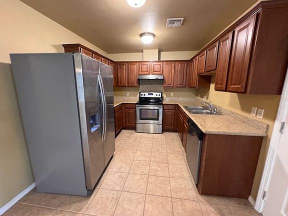 4th image of 1919 NW 142nd St APT 26B