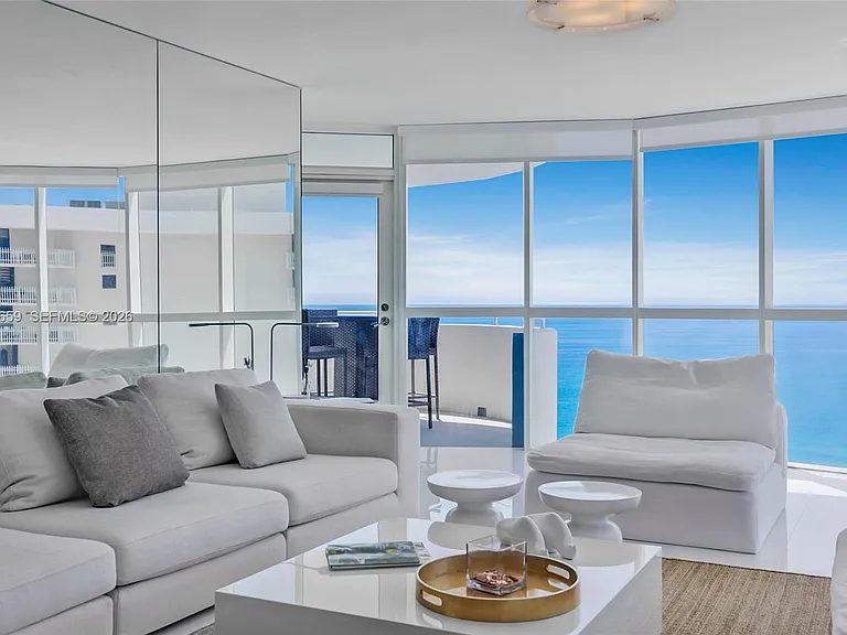 6301 Collins Ave #2103 — Photo 7