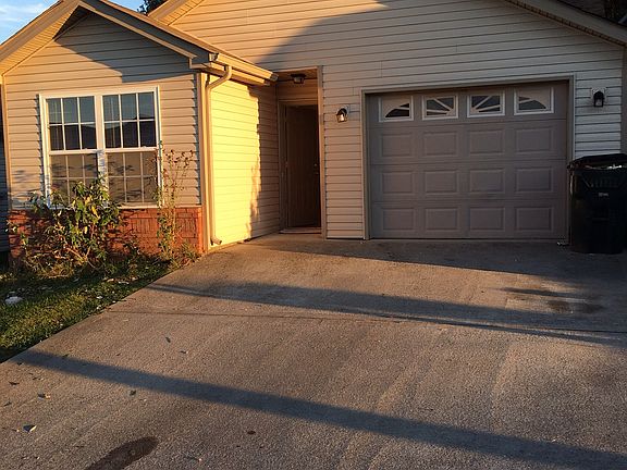 3rd image of 10610 Missoula Way