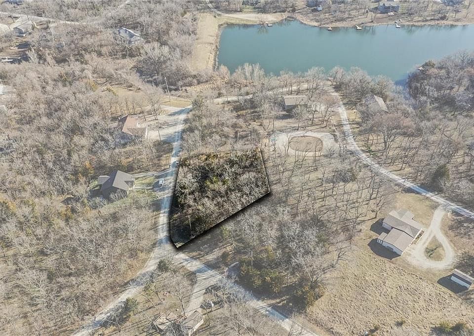 1st image of 6 Birch Ct