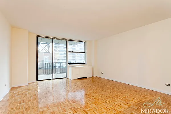 Rented by Mirador Real Estate | media 1