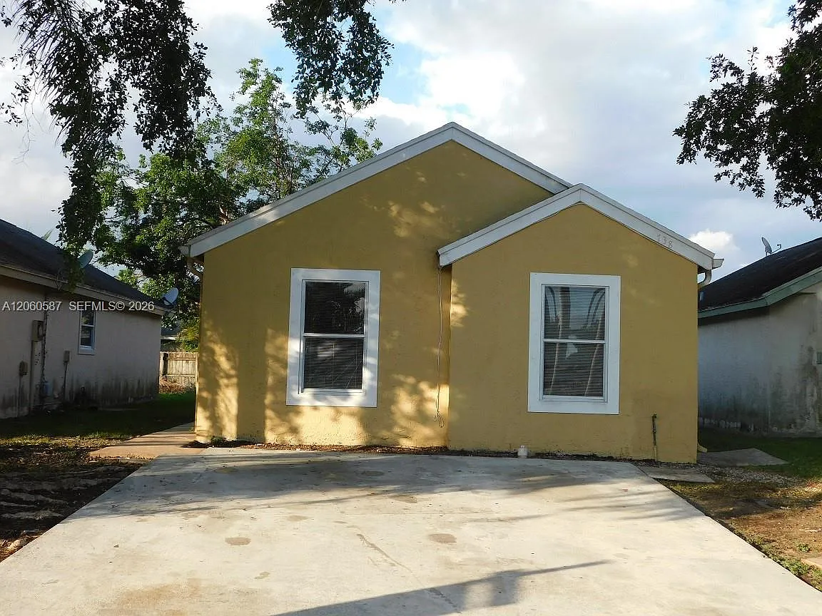 Villas Of Palm Bay — Photo 1