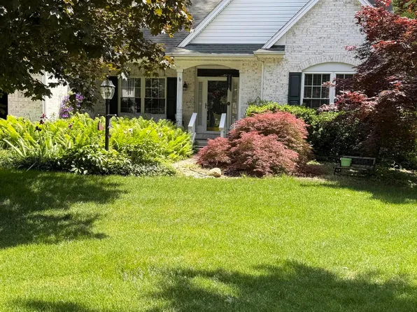 741 Whisperwood Pkwy, Holland, OH 43528