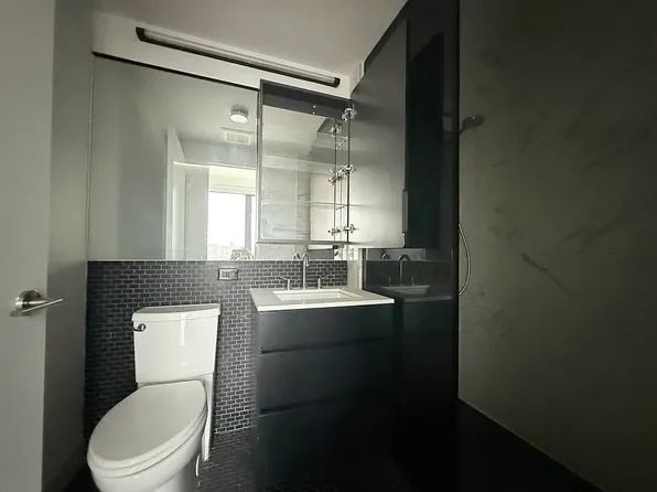 491 Keap Street image 16 of 27