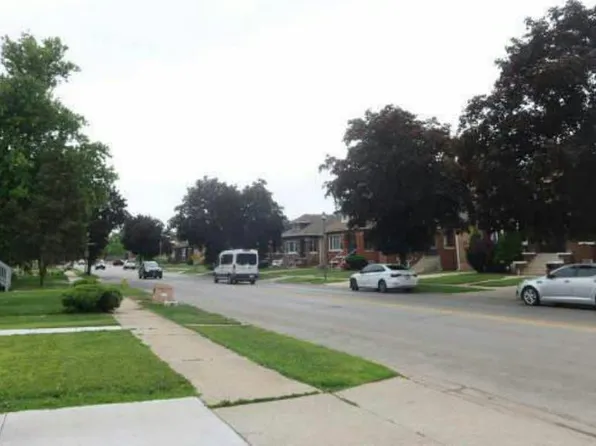 1609 S 9th Ave, Maywood, IL 60153