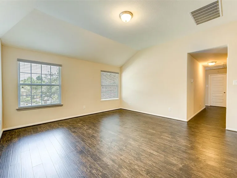 43 Amaifi Dr — Photo 38
