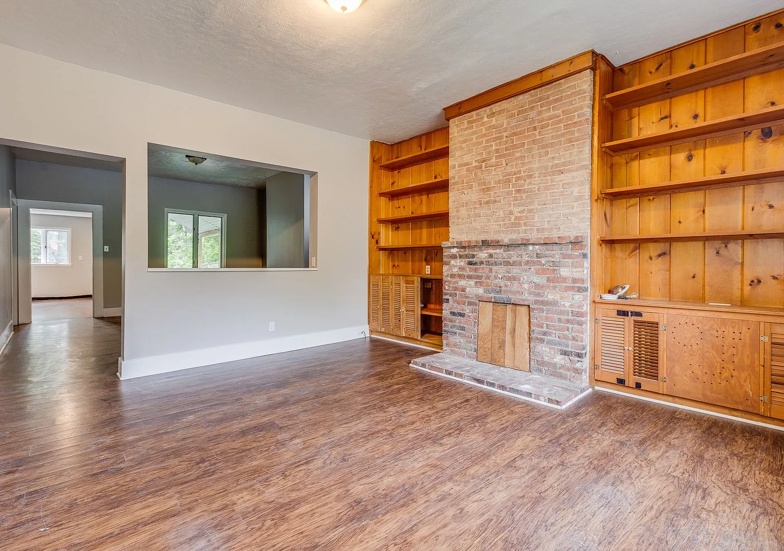 Spacious 4 Bed, 1 Bath Home Freshly Updated| Perry South — Photo 4