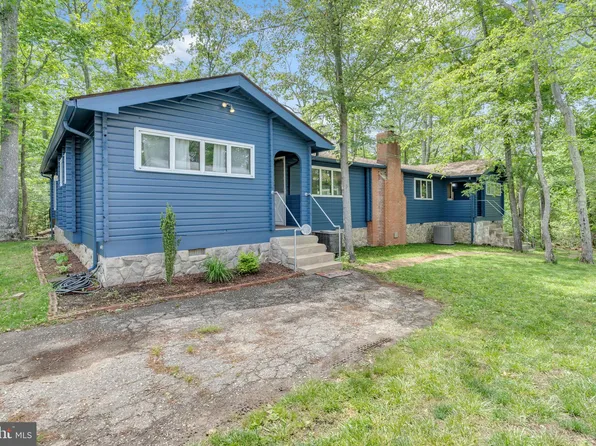 11621 Deadwood Dr, Lusby, MD 20657