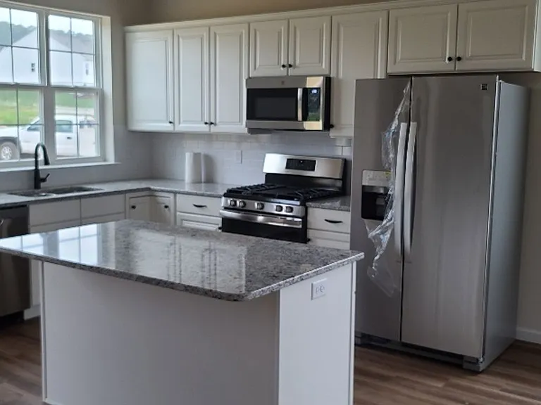 567 Brook Shire Ct — Photo 16
