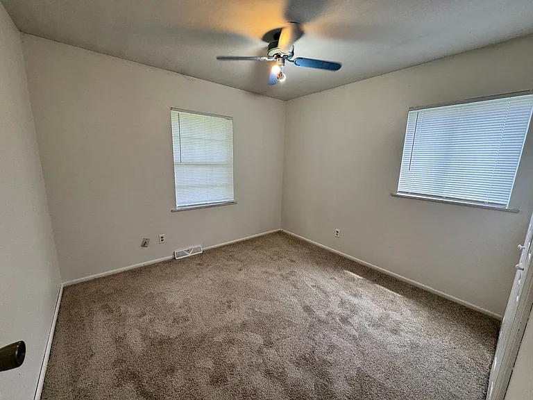 119 Northlane Dr — Photo 11