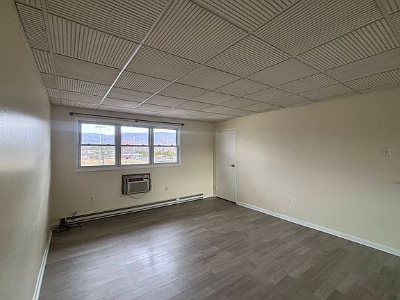 3rd image of 619-621 Cedar St #8