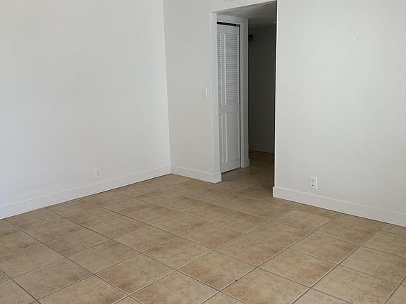 4th image of 4836 W Buckskin Dr