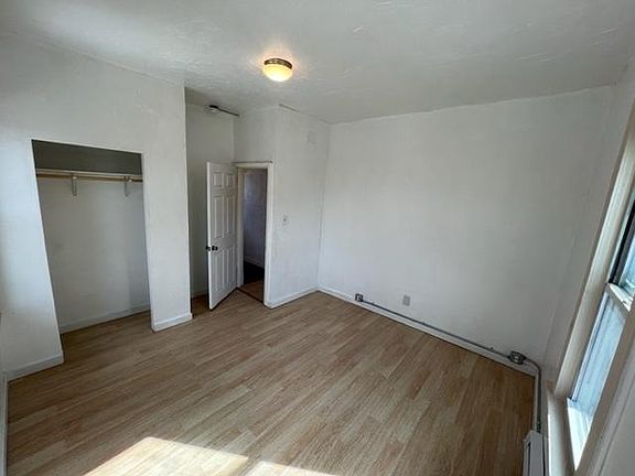 4th image of 203 N 2nd St