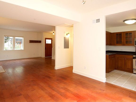 5th image of 801 Meridian Ave Unit D