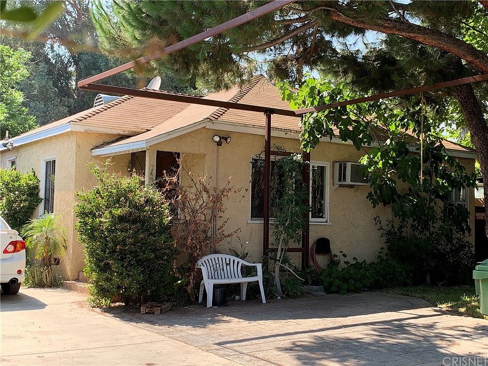 1st image of 7423 Owensmouth Ave