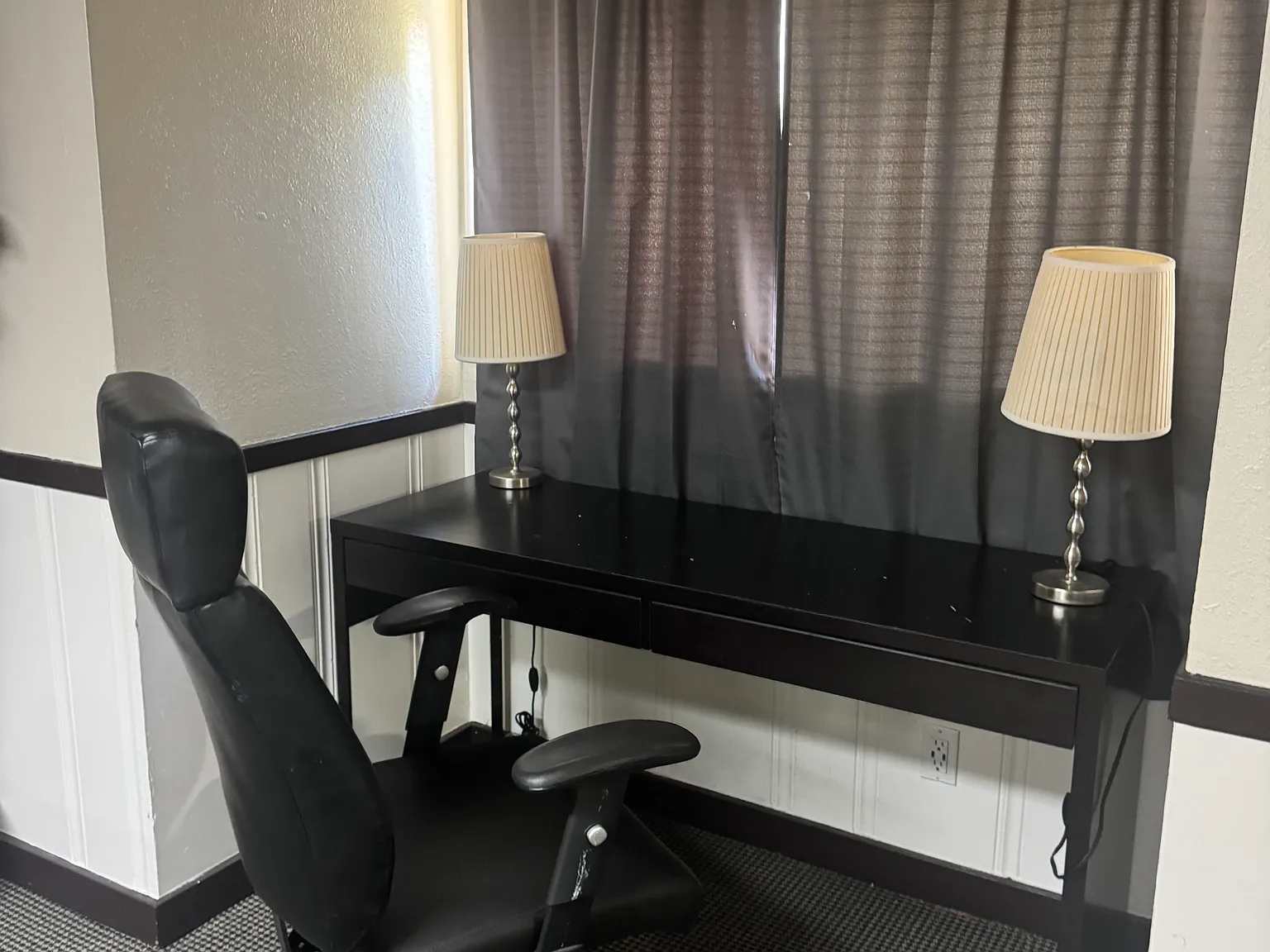 Studio, 300 sqft, $1,100 — Photo 4