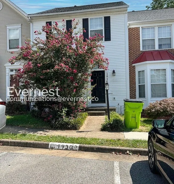 1926 Wicklow Ct
