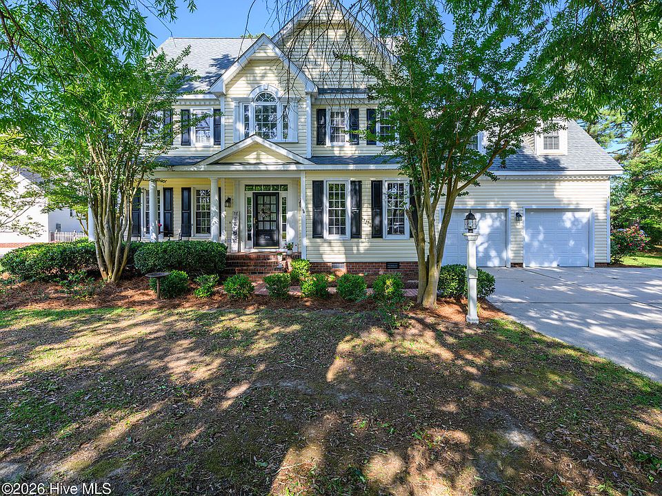 1st image of 906 Leeward Drive