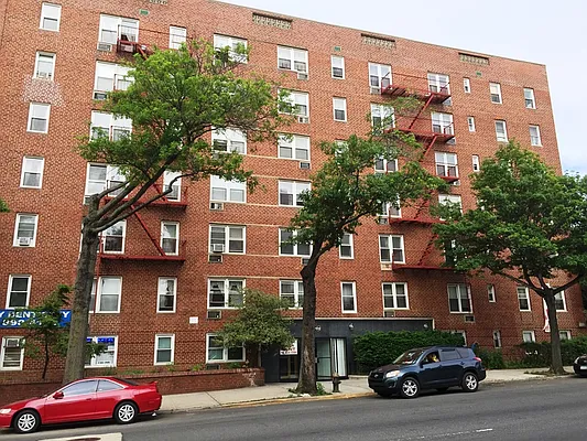 Rented by Prime Realty | media 7