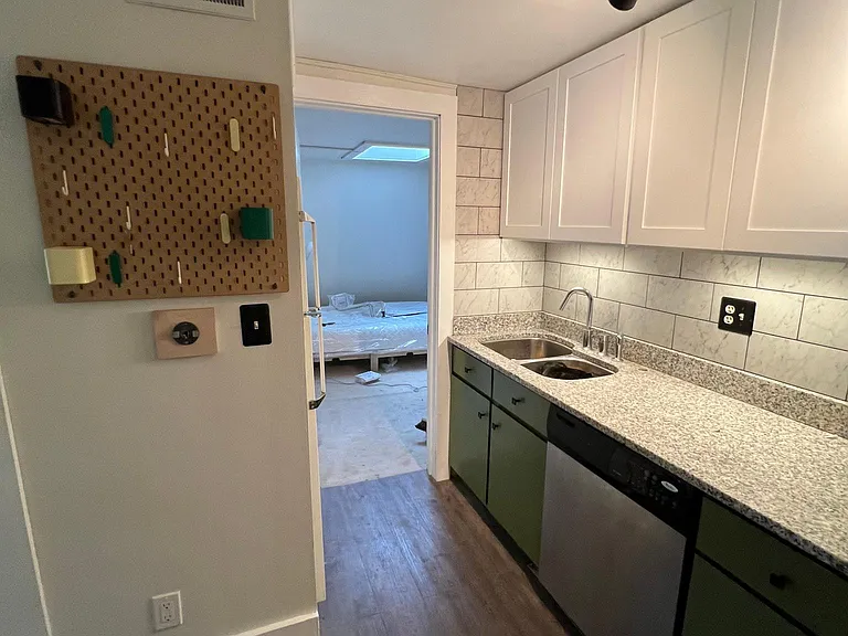 415 E Seneca St #3 — Photo 7