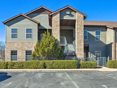 1001 Golf Drive #18 BLDG 1, Reeds Spring, MO, 65737