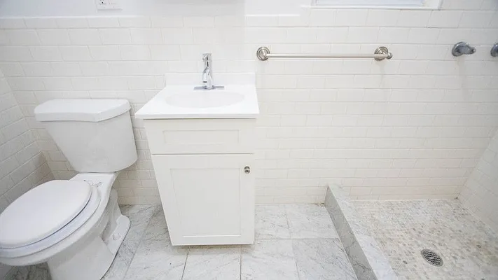 Rented by Nooklyn NYC LLC | media 36