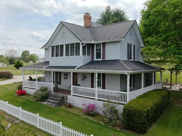 15537 Friendship Rd, Glade Spring, VA 24340