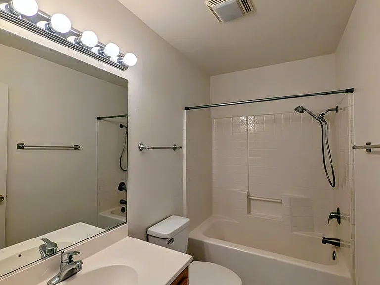 72731 Larrea Ave — Photo 11