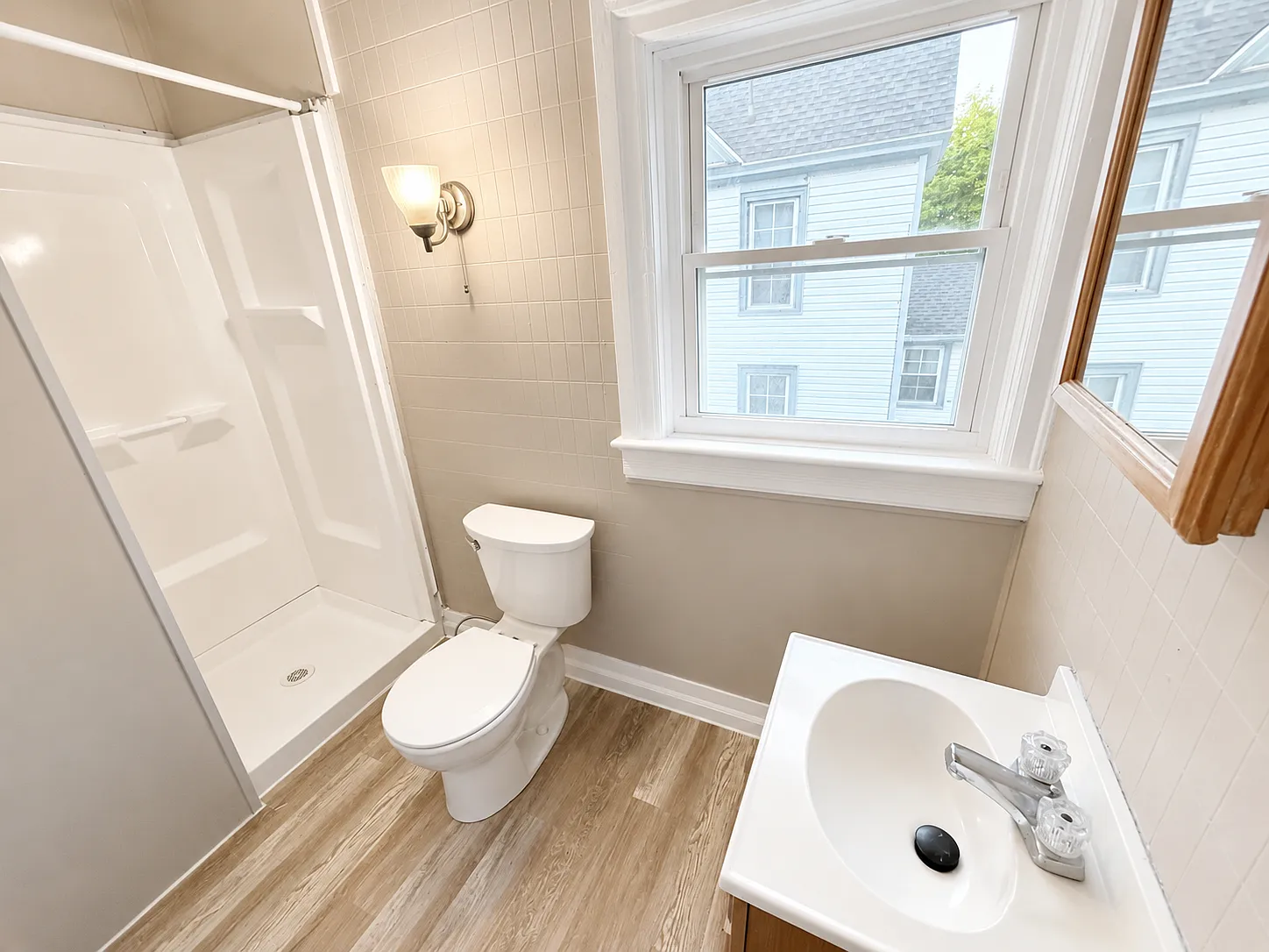213-215 Clinton Street - 213 C... — Photo 4