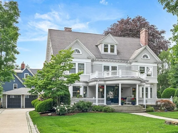 5 Stratford Rd, Winchester, MA 01890