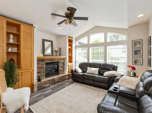 32777 Chilcotin Dr, Abbotsford, BC V2T 5W4