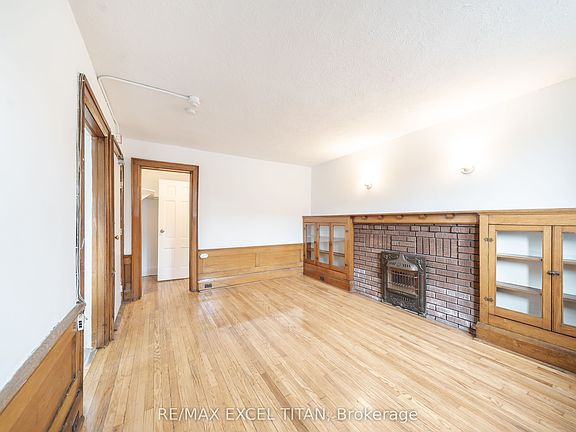 2nd image of 12 Kingston Rd #65