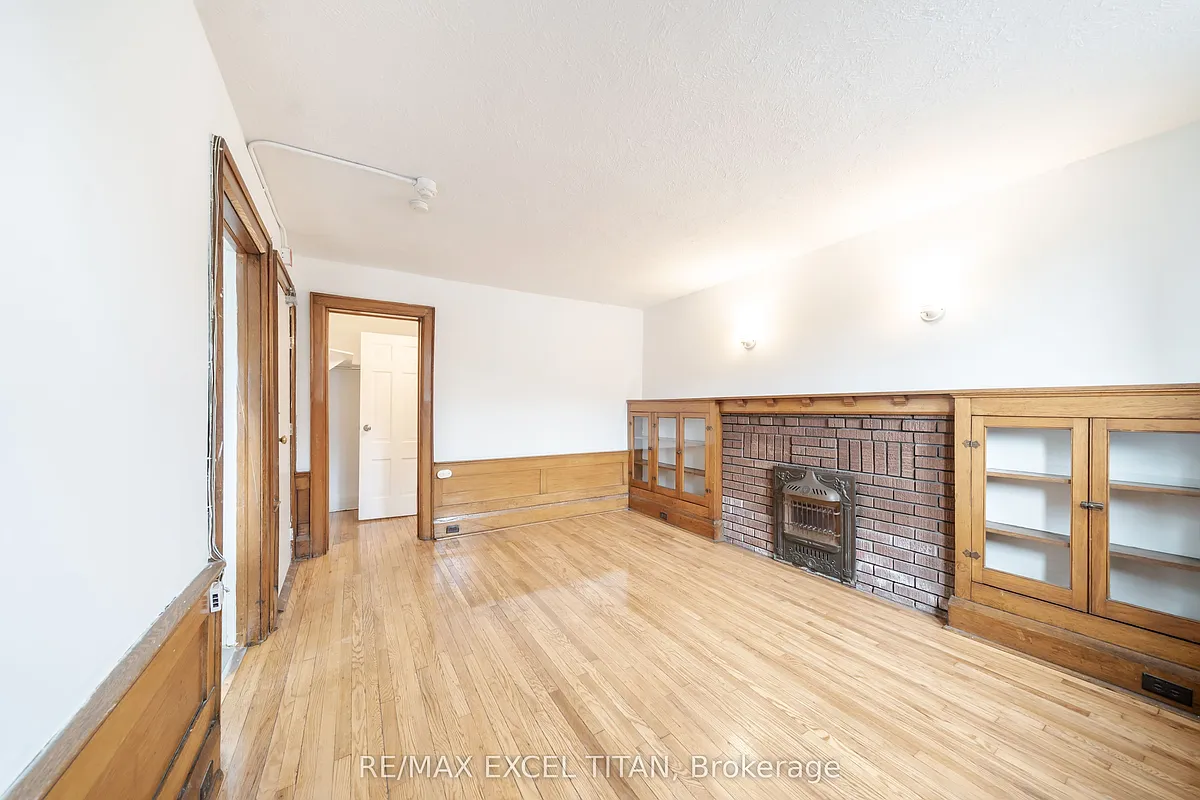 Building Photo - 12 Kingston Rd #65