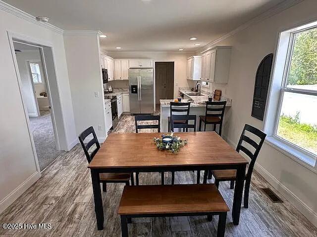 1014 High Point Ave SW — Photo 5