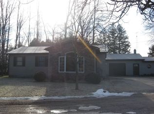 938 S Main St Au Gres MI 48703 Zillow