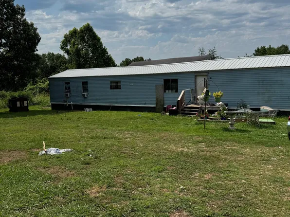 1704 Cyclone Road, Pineville, MO 64856