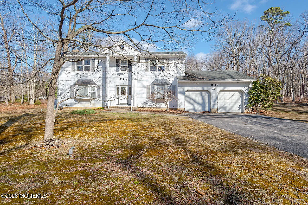 878 Green Valley Rd photo 1