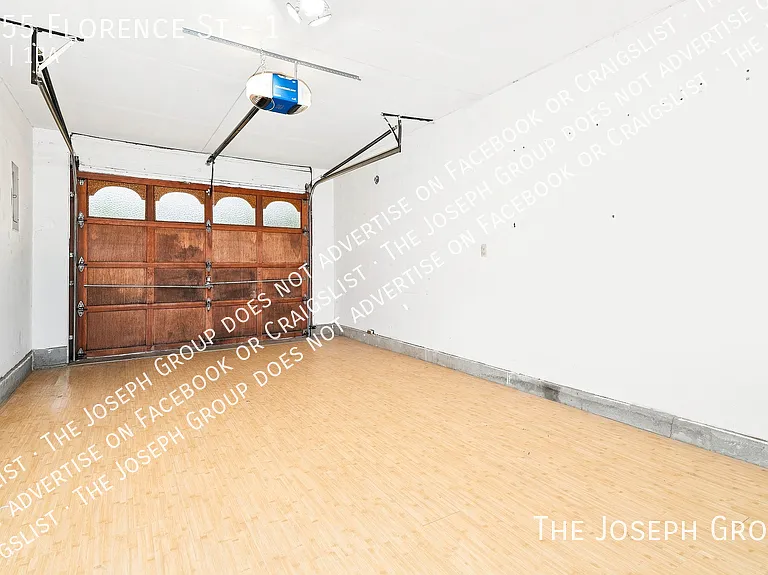1555 Florence St #1 — Photo 17