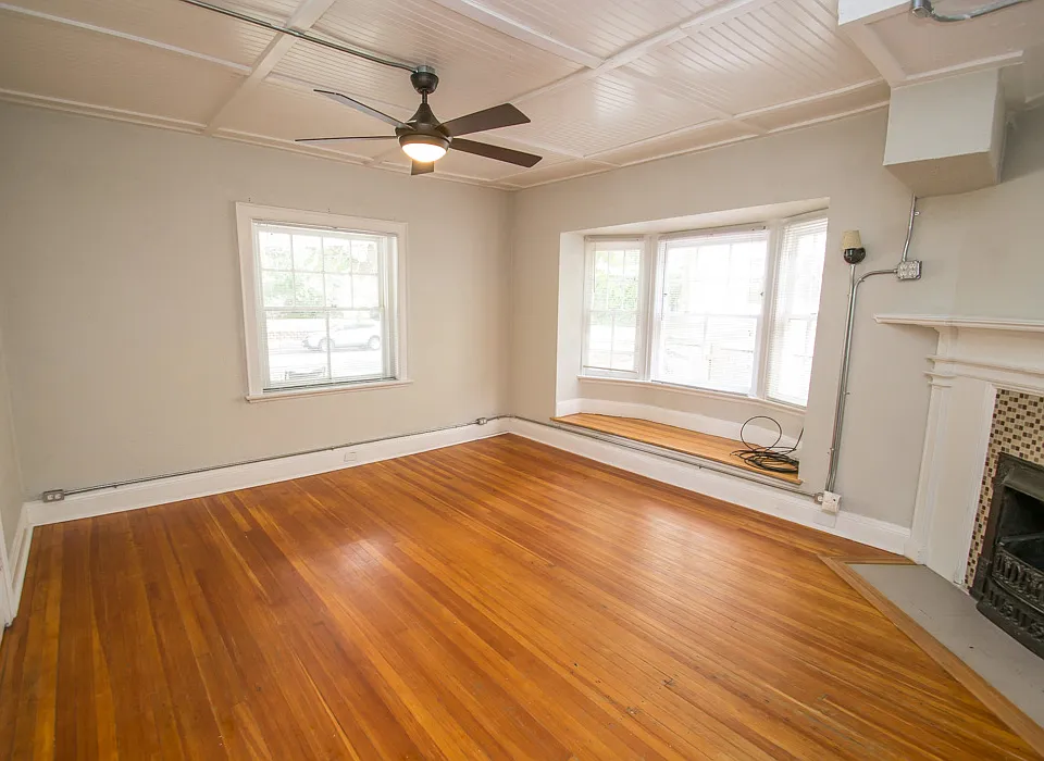 Living Room Unit 1