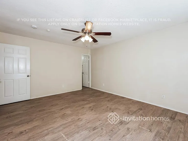 656 Priscilla Ln — Photo 9
