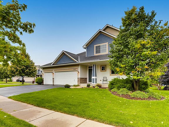 4th image of 3428 Walden Dr