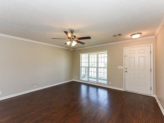 5th image of 3309 Penn Meade Way