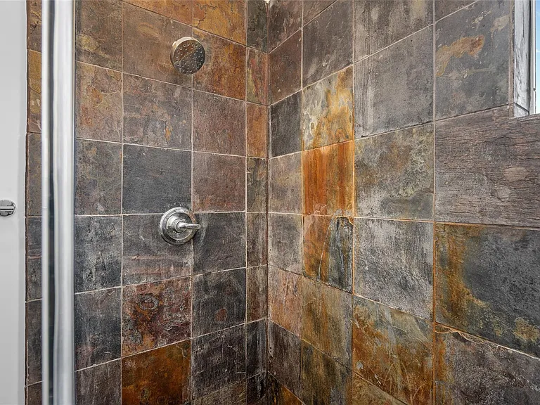 5712 Winsome Ln #5 — Photo 38