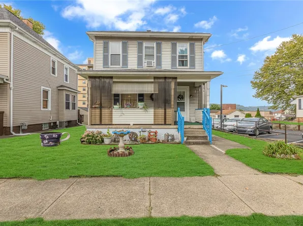 912 4th Ave, Conway, PA 15027